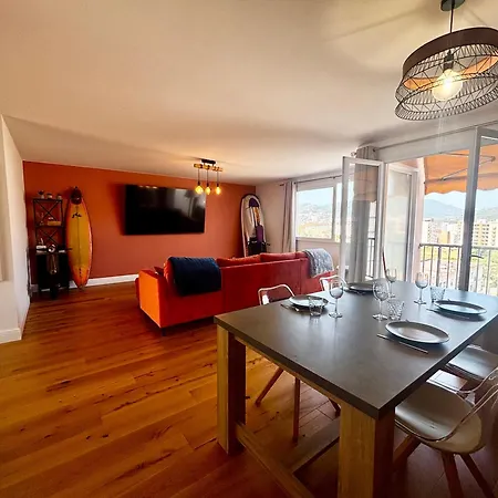 Casamea - Spacieux, Moderne, Clim, Parking Appartement *